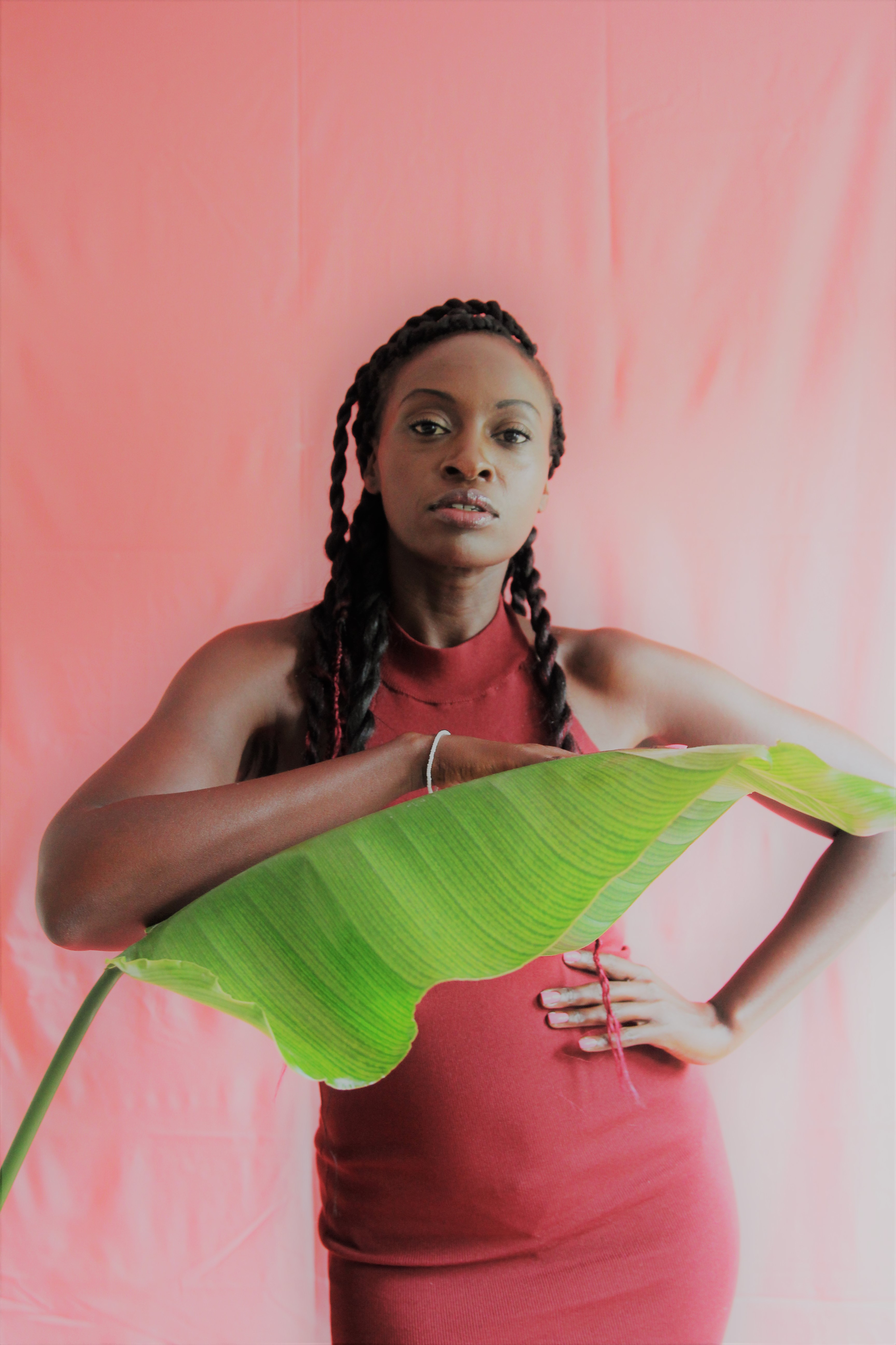 Naiyango, Sängerin und Songwriterin aus Köln